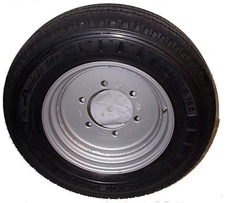 16" Anhänger Kompletrad 225/75R16 mit Neureifen / -5J / 205*6 / ET-0 / 1250kg